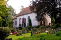 Friedhof mit Nicolaikirche