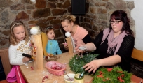 Bastelstunde im Rittergut